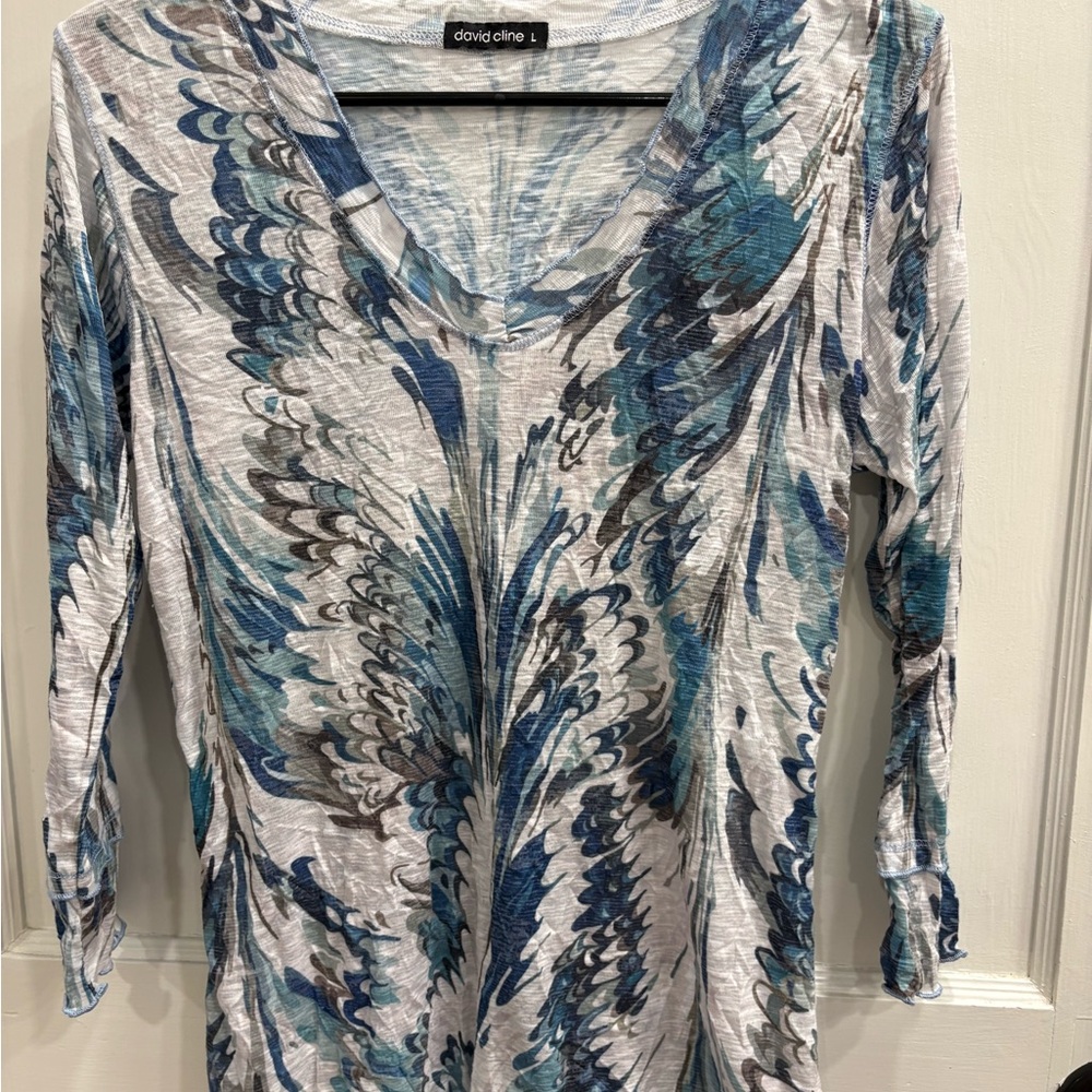 David Cline Women's CLOUD Teal and White Feather Print Long Sleeve Top